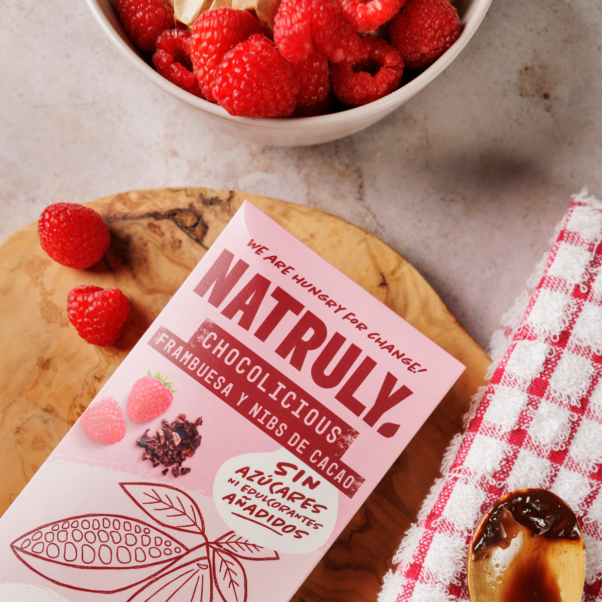 Chocolicious - Raspberry and Cocoa Nibs | 85g
